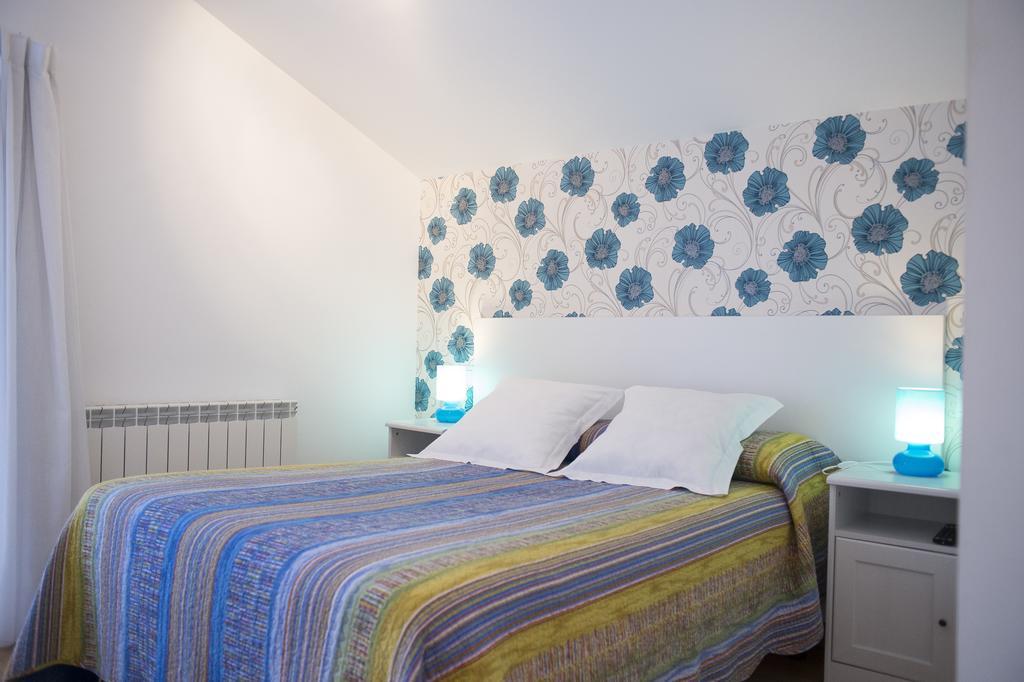 Hotel Quintana 23 Suances Zimmer foto